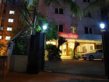 Hotel Golden Plaza Ahmedabad