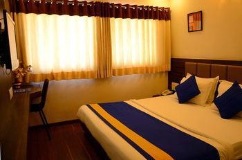 Oyo Gidc Vatva Hotel