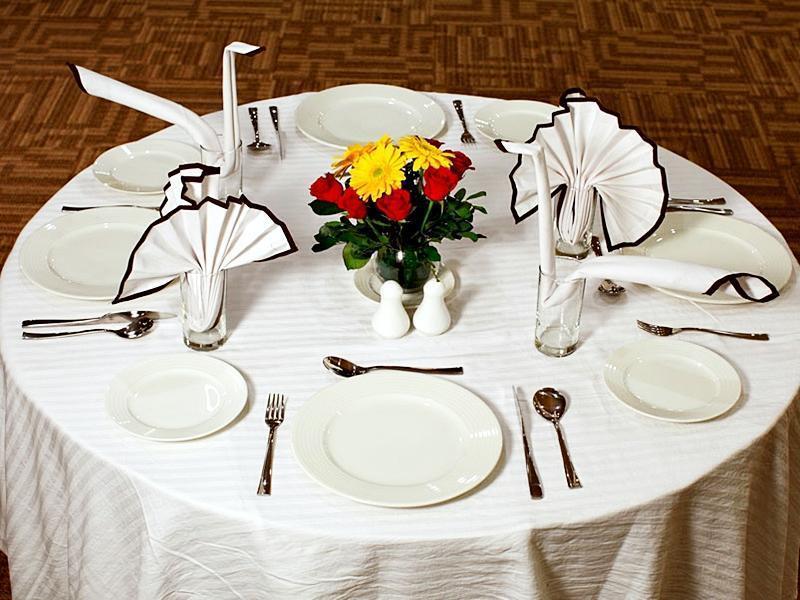 Hotel Avalon & Banquets 3*