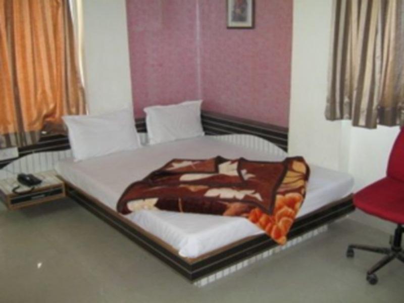 Hotel Angan Residency