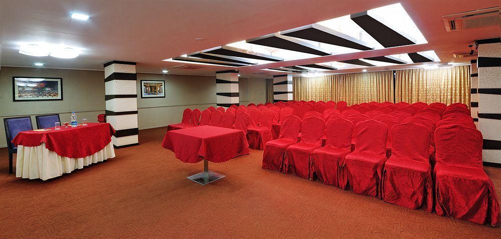 3 By Oyo Nami Residency,