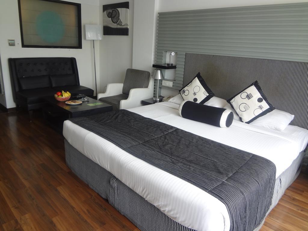 Hotel The Fern Residency, Subhash Bridge, Ahmedabad
