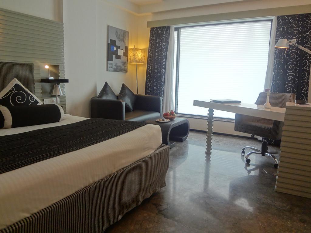 The Fern Residency, Subhash Bridge, Hotel 4*