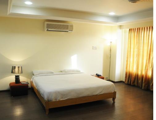 Hotel Neelkanth Blues Ahmedabad