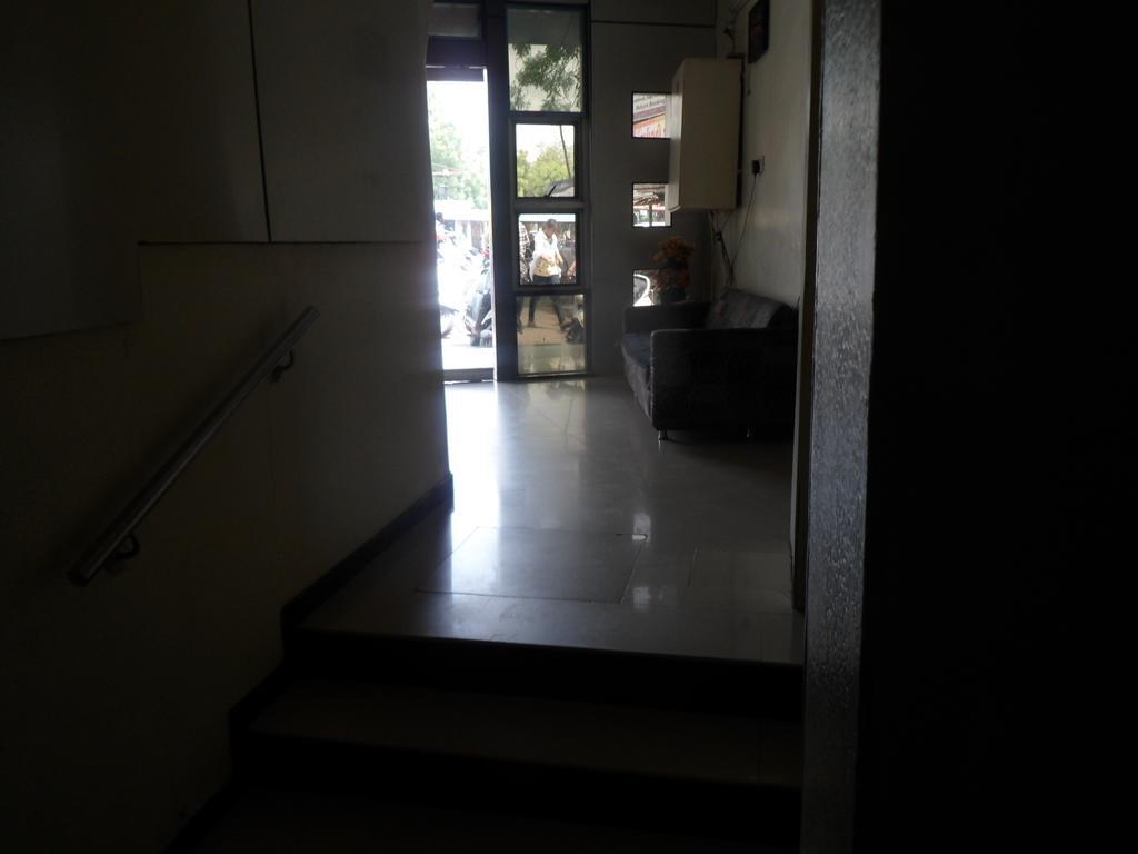 Hotel Radiant Ahmedabad