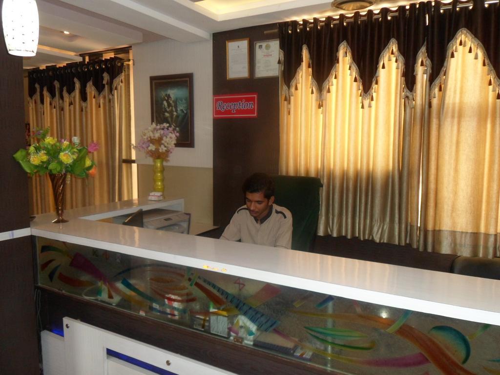 O New Balaji Ahmedabad