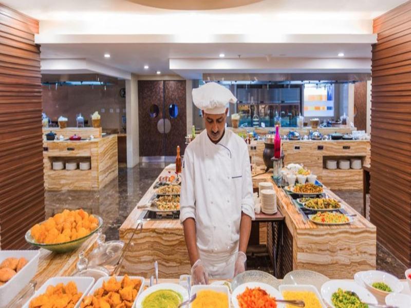 Hotel Crowne Plaza Centre By Ihg 5*