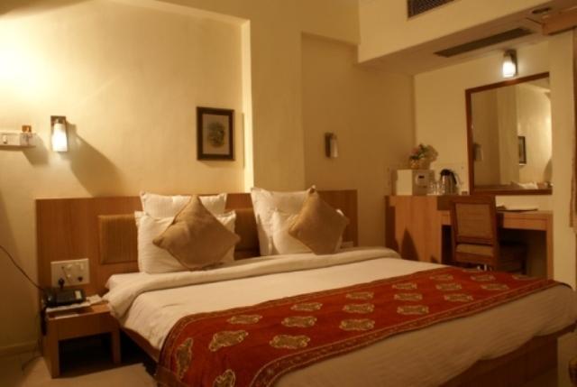 Hotel Nalanda Ahmedabad