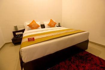 Oyo Ashram Road Ii Ahmedabad
