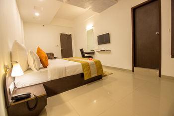 Oyo Ashram Road Ii Ahmedabad