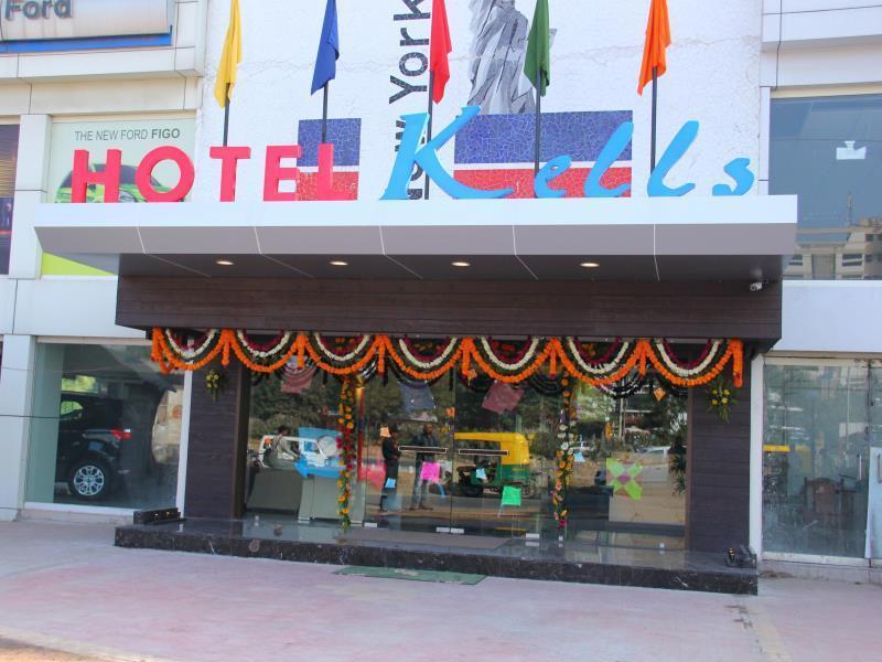Hotel Kells And Restaurant Ahmedabad