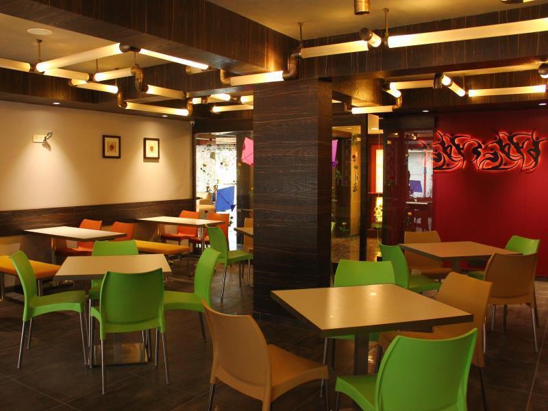 Kells And Restaurant Ahmedabad