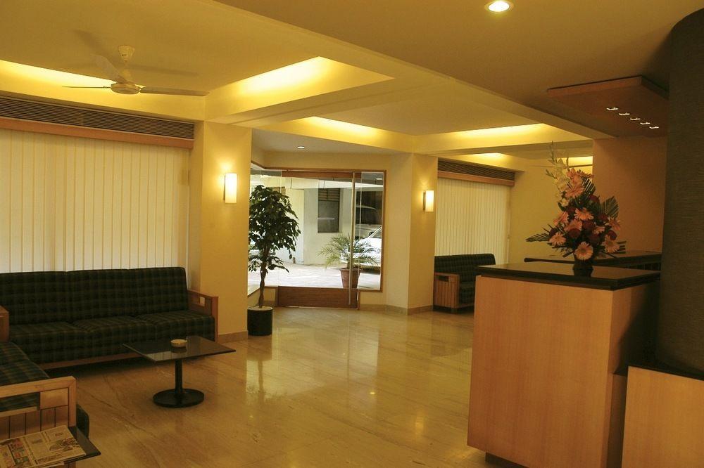 Hotel Skylon Ahmedabad