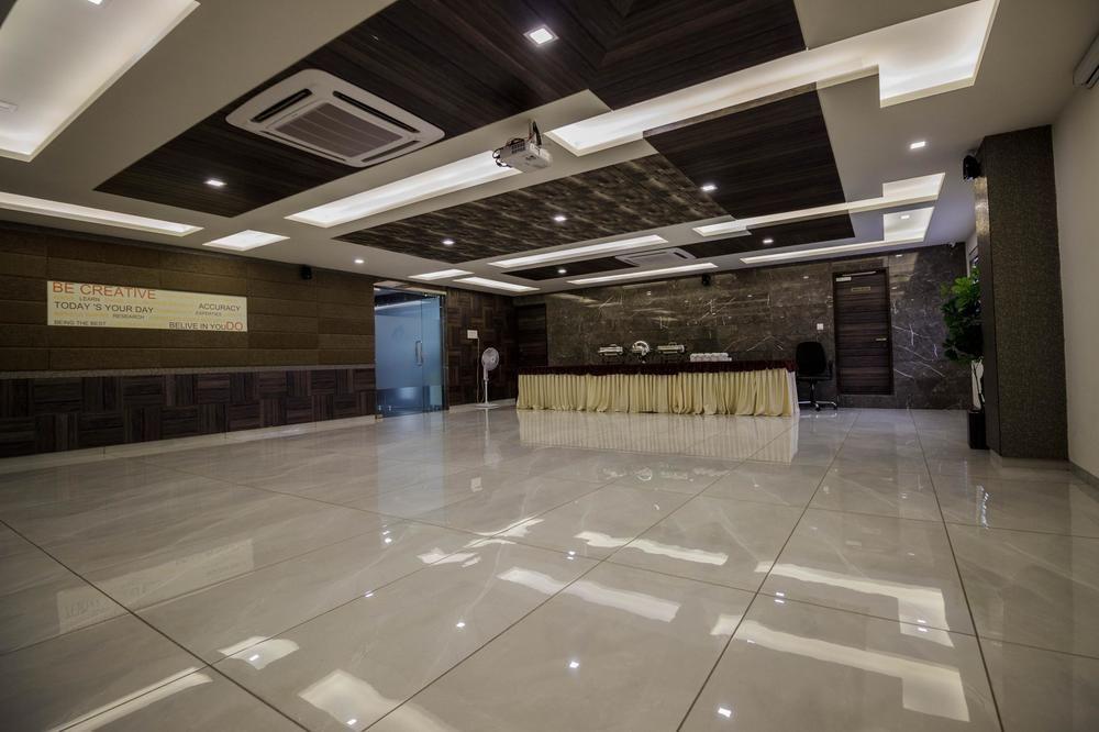 Hotel Oyo High Court Sg Highway 3*