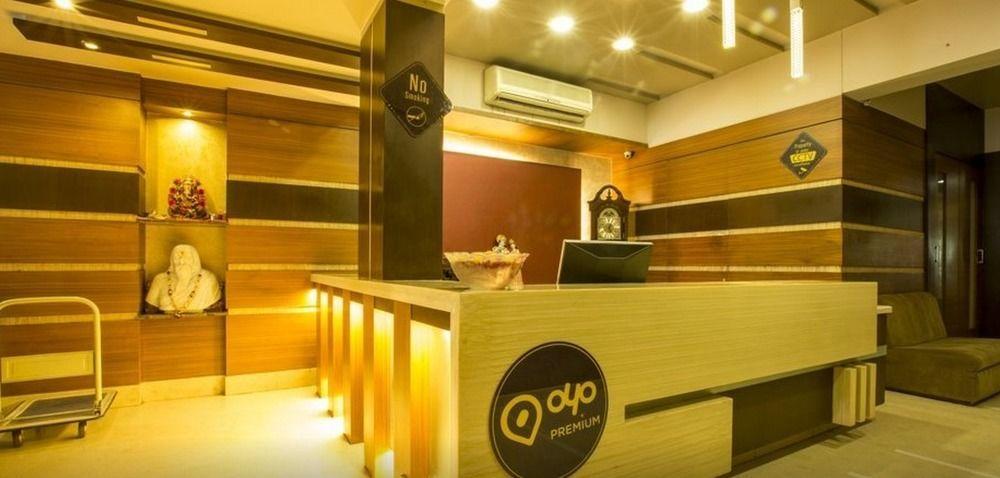 Oyo Premium Ashram Road Ii Ahmedabad