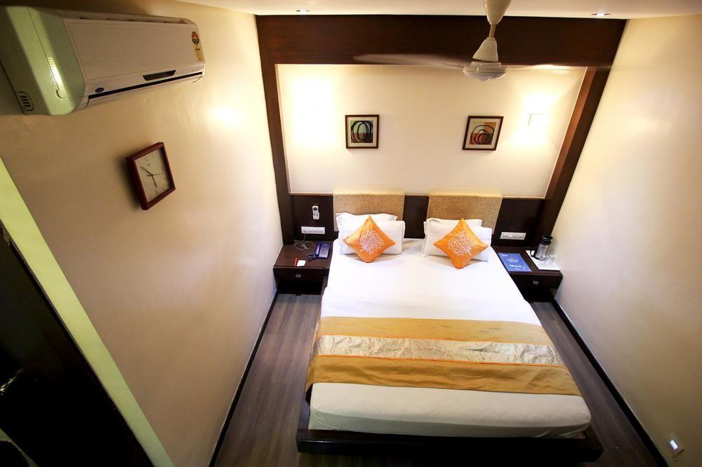 Hotel Oyo Maninagar Station