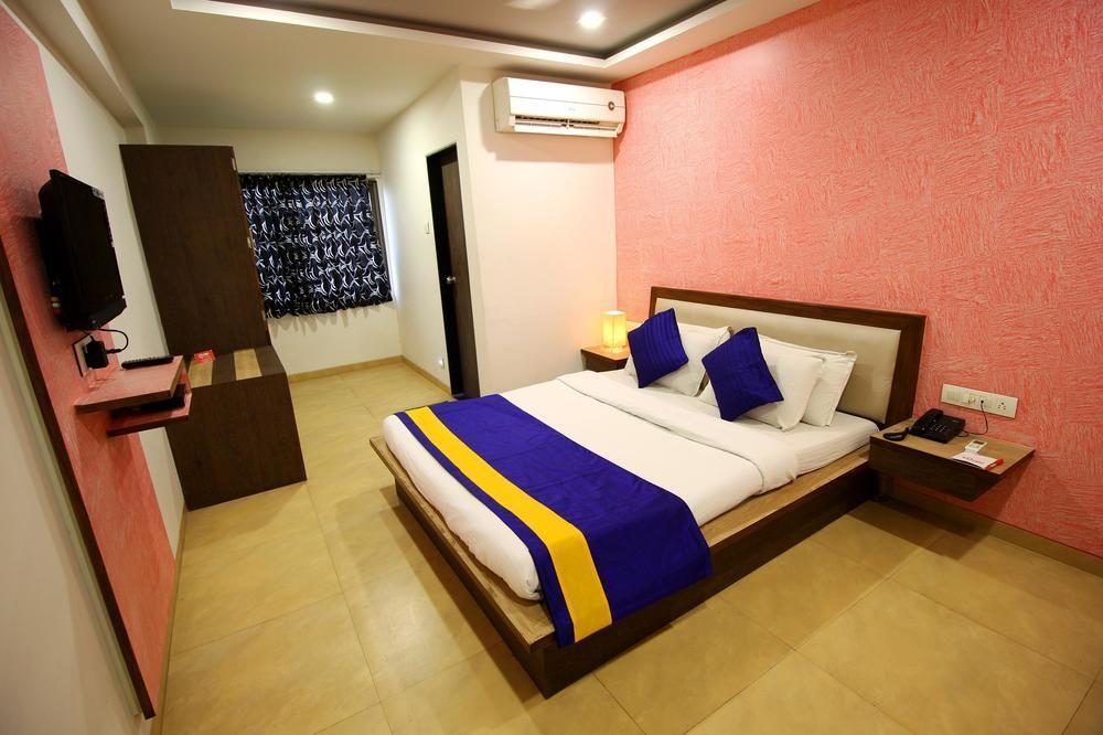 Hotel Capital O 978 Marshall The 2*