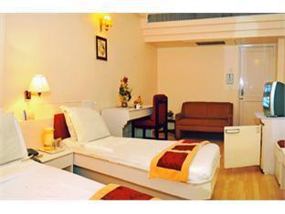 Hotel Oyo 2308 Crown