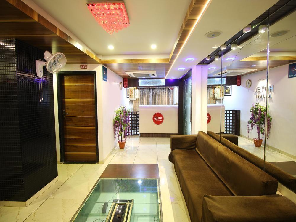 Hotel Oyo Kankaria Maninagar Ahmedabad
