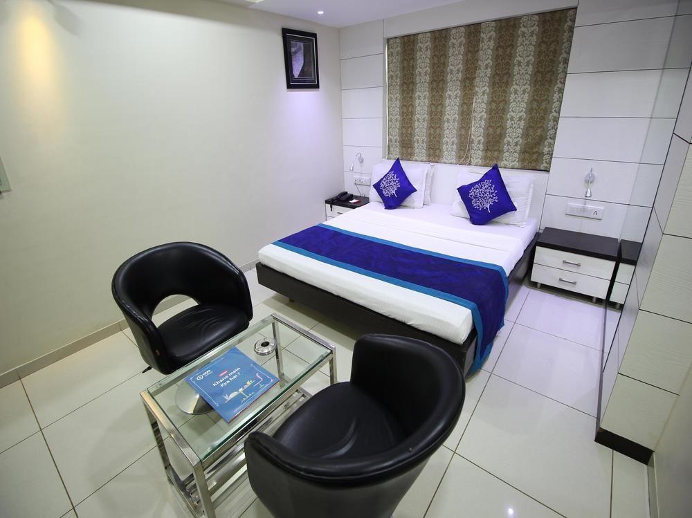 Hotel Oyo Usmanpura Ashram Road 3*
