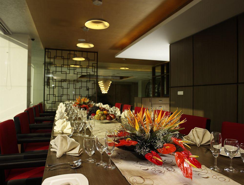 Welcomhotel By Itc Hotels, Ashram Road, Hotel 5*
