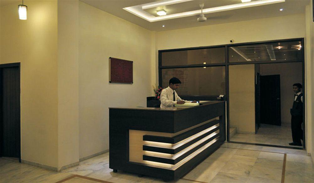 Kamran Palace Hotel Ahmedabad