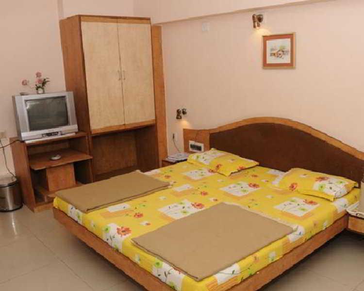 Neelkanth Crystal 2* Ahmedabad