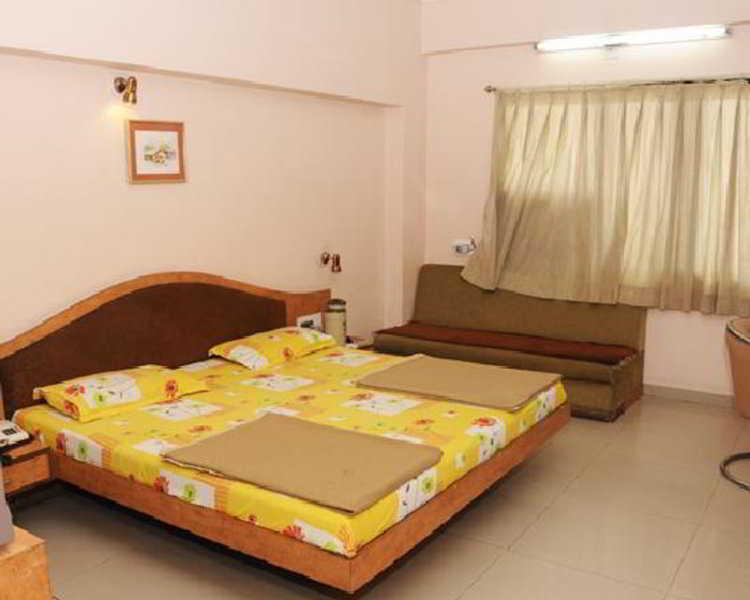Hotel Neelkanth Crystal