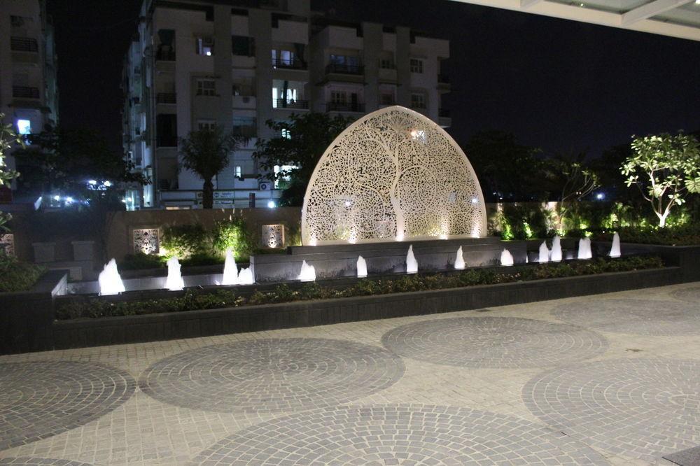 Eastin Hotel 5*
