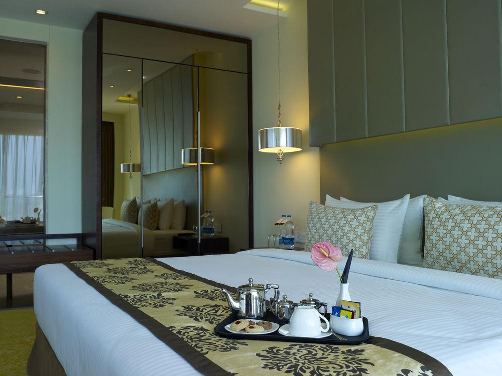 Eastin Hotel 5*