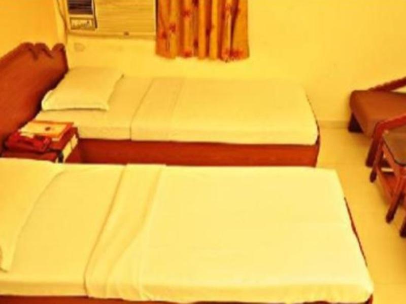 Golden Plaza Hotel 3*