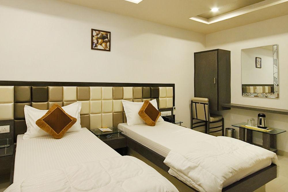 Zo Ashram Road Paldi Hotel Ahmedabad