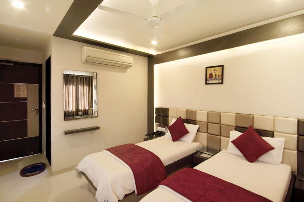 Zo Ashram Road Paldi Hotel Ahmedabad