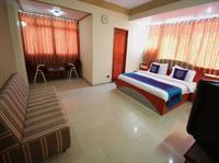 Oyo Jamalpur Hotel Ahmedabad