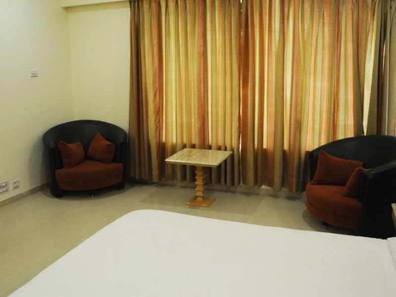 Hotel Neelkanth Blues Ahmedabad