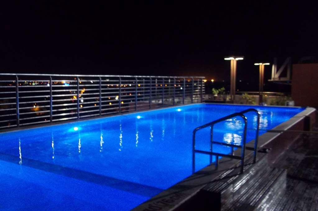 Hotel Welcomhotel By Itc Hotels, Ashram Road, Ahmedabad