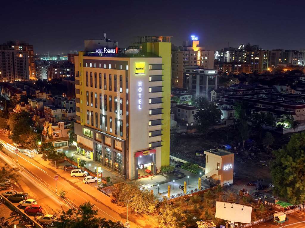 Express Prahlad Nagar By Ihg Hotel