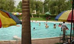 Hotel Greenwoods &