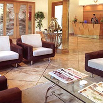 Hotel Naeeka 3*