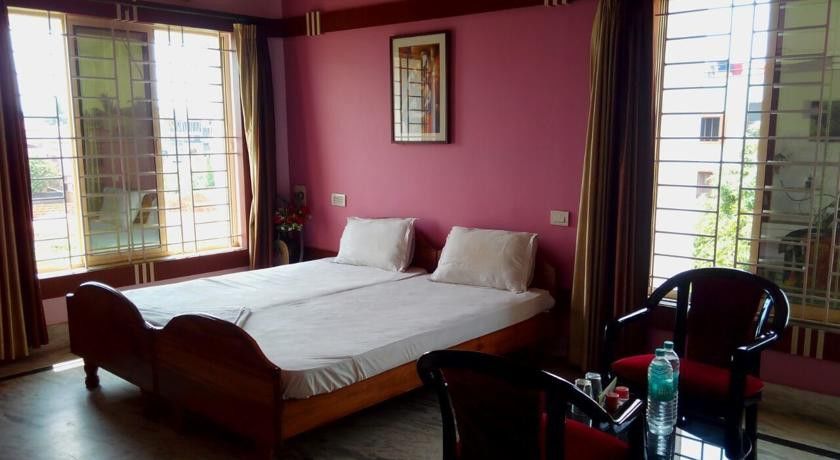 Avion Hotel