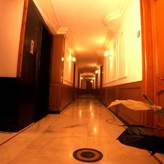 Pinnacle Hotel
