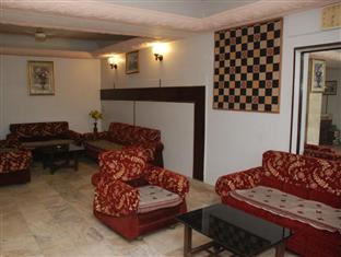 Royal Hotel 2*