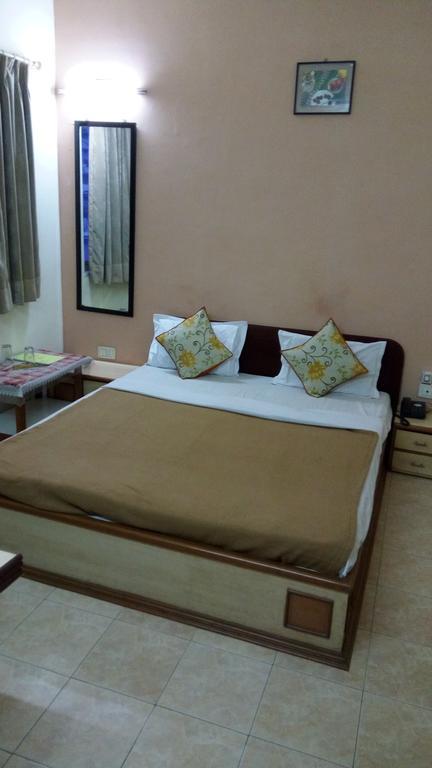 Damjis Ahmedabad