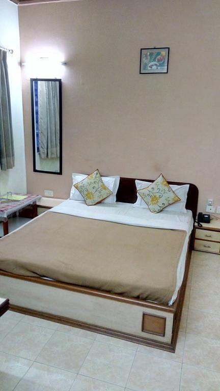 Hotel Damjis 4*
