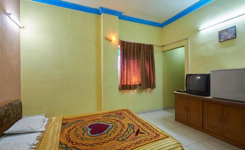 Damjis Hotel Ahmedabad