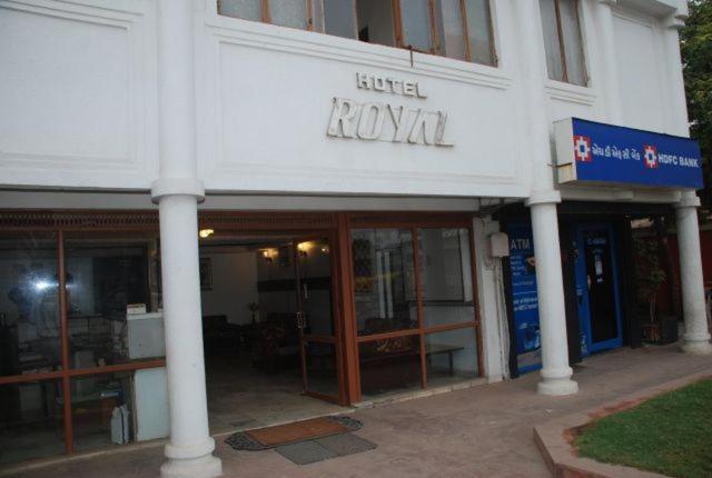 Royal 2*