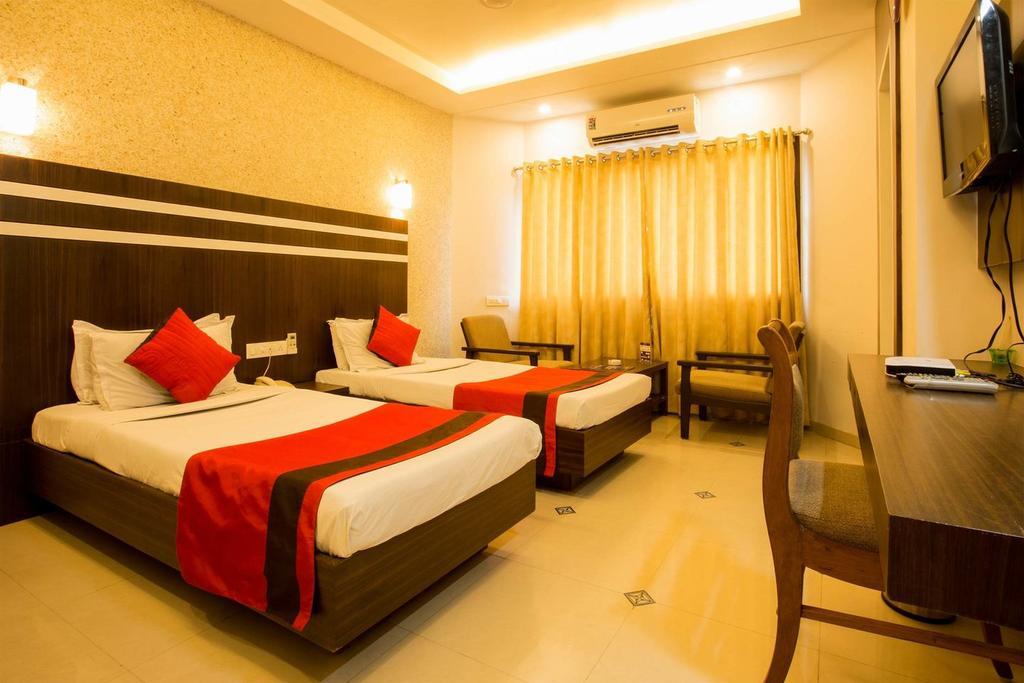 Kanak Comfort 2* Ahmedabad