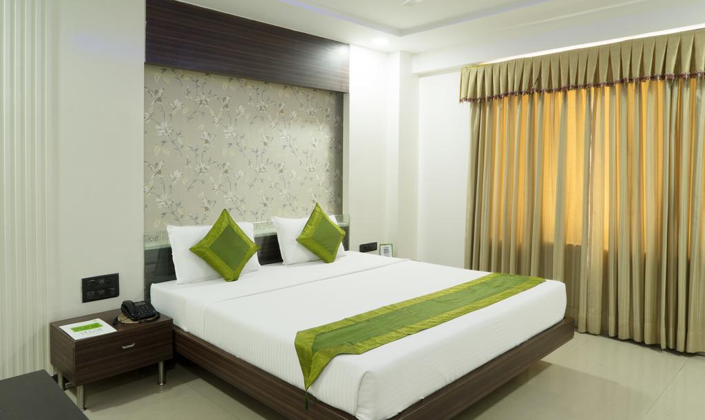 Hotel Capital O 15537 Dev Corporate 3*