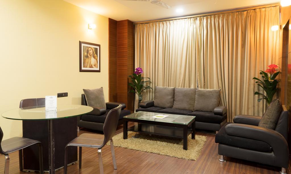 Hotel Capital O 15537 Dev Corporate