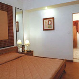 Oyo 3763 Naeeka Hotel 3*